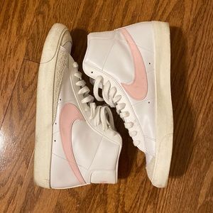 Nike blazers size 11